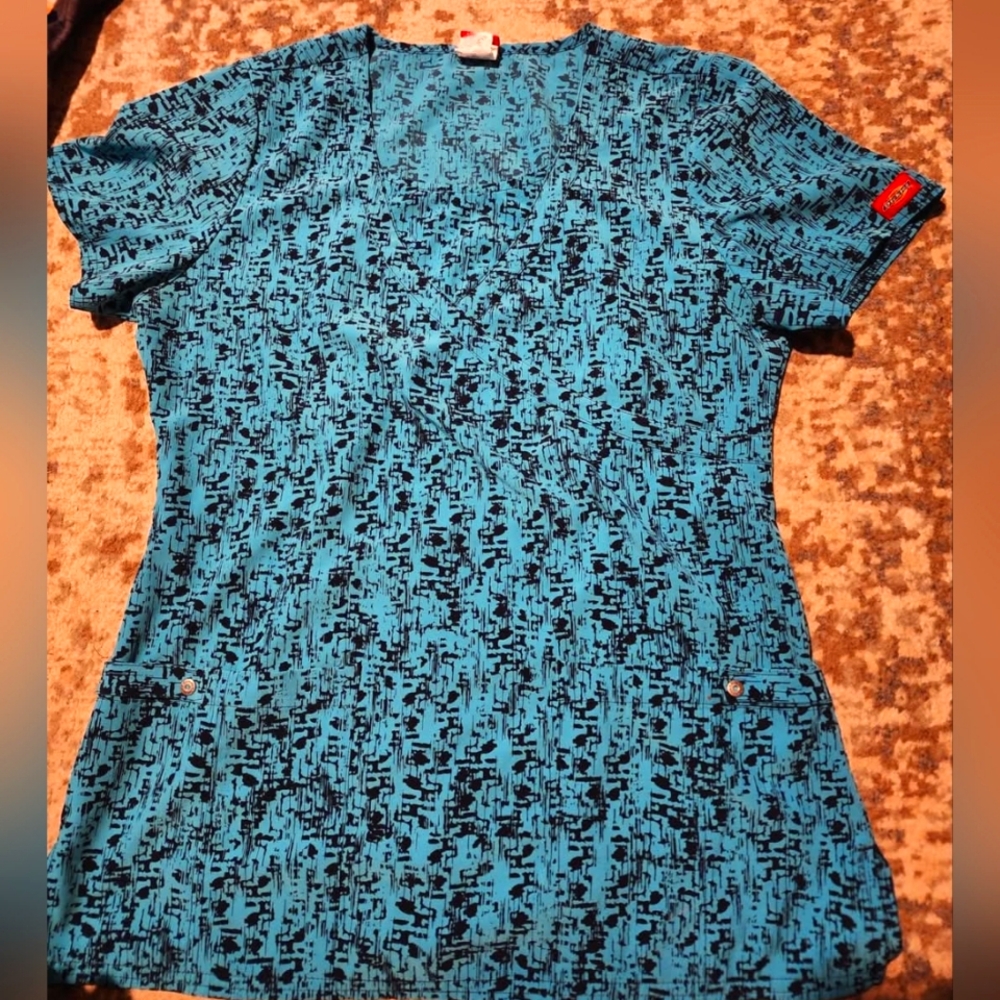 Dickies Size Small Scub Top